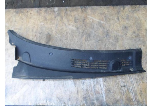 Пластик під лобове скло (лівий, правий) Peugeot Partner, Citroen Berlingo, 9642405777, 9642405787, 02-08.